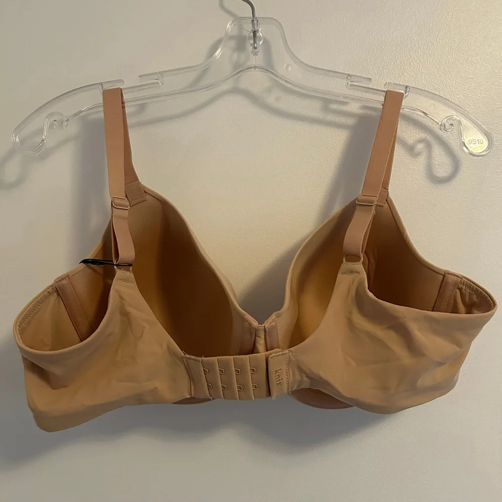 NWT KNIX FreeFlex Demi Bra Size 40D Beige - Picture 8 of 13